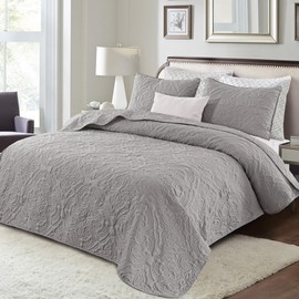 Exclusivo Mezcla Quilt Set Oversized King Size, Lightweight Vintage Quilts with 2 Pillow Shams, Soft Cal King Bedspreads Coverlets Bedding Set for All Seasons, (112"x104", Light Grey)
