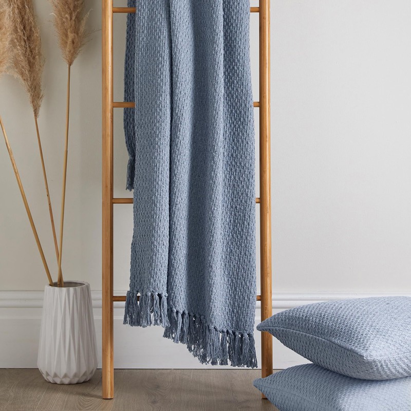 Drift Home - Blue Throw with Tassel (180 x 130cm)
