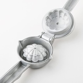 貝印 KAI しぼり器 フルーツしぼり ミニ キッチンツール SELECT100 DH3011 シルバー