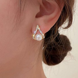 TseenYi Pearl Earrings Ear Stud Gold Pearl Earrings CZ Pearl Drop Earrings Bridal Pearl Drop Hoop Earrings Wedding Jewelry for Women and Girls