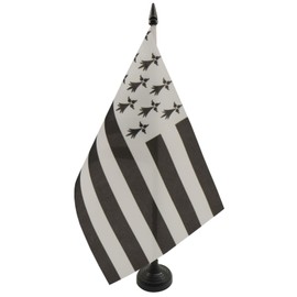 Brittany alternative Table Flag 5'' x 8'' - breton Desk Flag 21 x 14 cm - Black plastic stick and base - Drapeau Bretagne 2 AZ FLAG