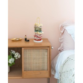 Mkono - Soporte para coleteros, organizador de accesorios para el cabello, color dorado y blanco, soporte para torre de 25 a 35 coleteros, moderno y vertical, organizador de corbatas para niñas, juego