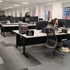 Be Right Back Sign, Be Back Soon,Will Be Right Back, Temporarily Steps Away or Unavailable Sign, Stepping out Briefly, Momentarily Absent, Return Shortly, Office Cubicle Desk Accessories