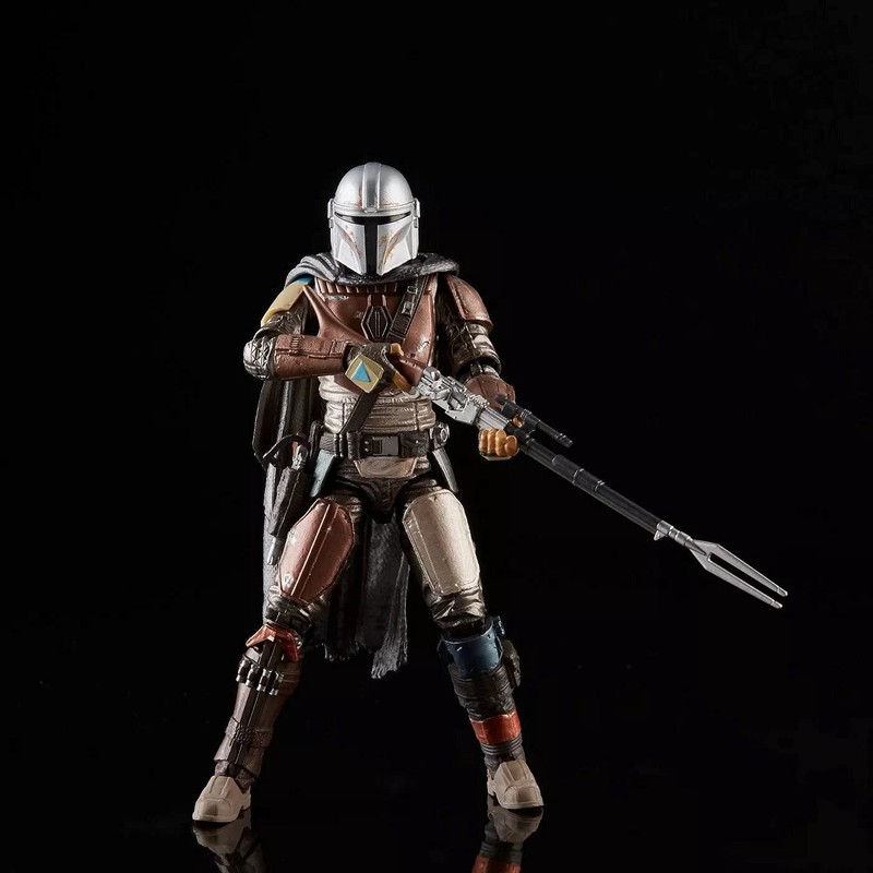 HASBO The Black Series 15cm Carbonised The Mandalorian (Target Exclusive)