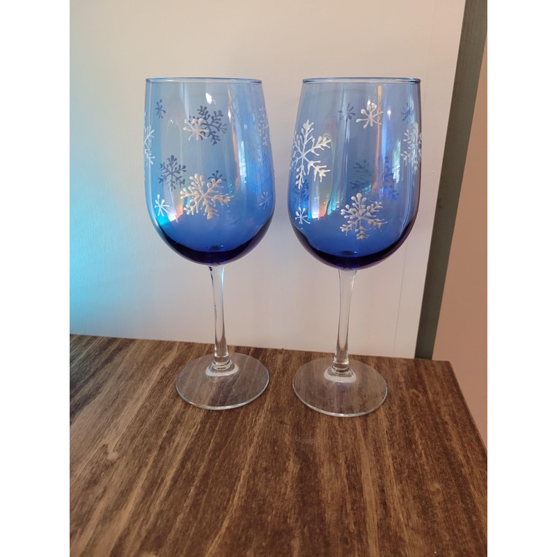 Snowflakes Hand Painted Blue Wine Glasses Set of 2, Winter