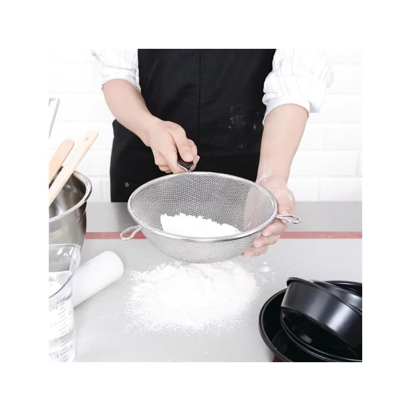 Vogue Heavy Duty Sieve 20 cm, Silver & Black, Tinned