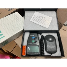 Senit Digital 50000 Lux Meter LX1010B Digital Light Level Photo Light Sensor
