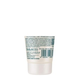 Salerm Cosmetics Mascarilla Acondicionadora, Protenas de Seda, Vitamina B5, 200ml Incluye regalo, Hidratacin y Proteccin Total. Top en Ventas         