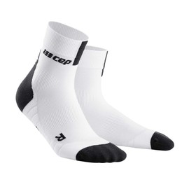 CEP – SHORT SOCKS 3.0 für Damen | Sportsocken für mehr Power und Ausdauer in weiß / grau in Größe II