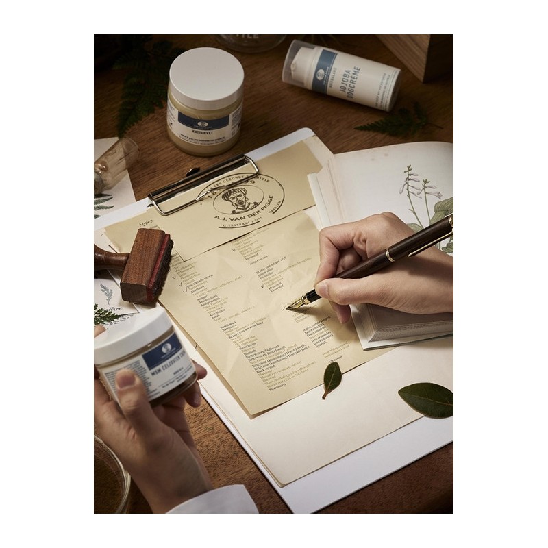 Burdock Root Relaxing Care Shampoo 200ml / 우엉뿌리 릴렉싱 케어