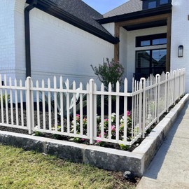 Bynbbur 1 Set White Vinly Fence 84" W x 36" H Garden Picket Fence Panel for Soft Ground Outdoor Decorative PVC Fence for Patio Yard Walkways Landscape (20 Pickets, Scallop)