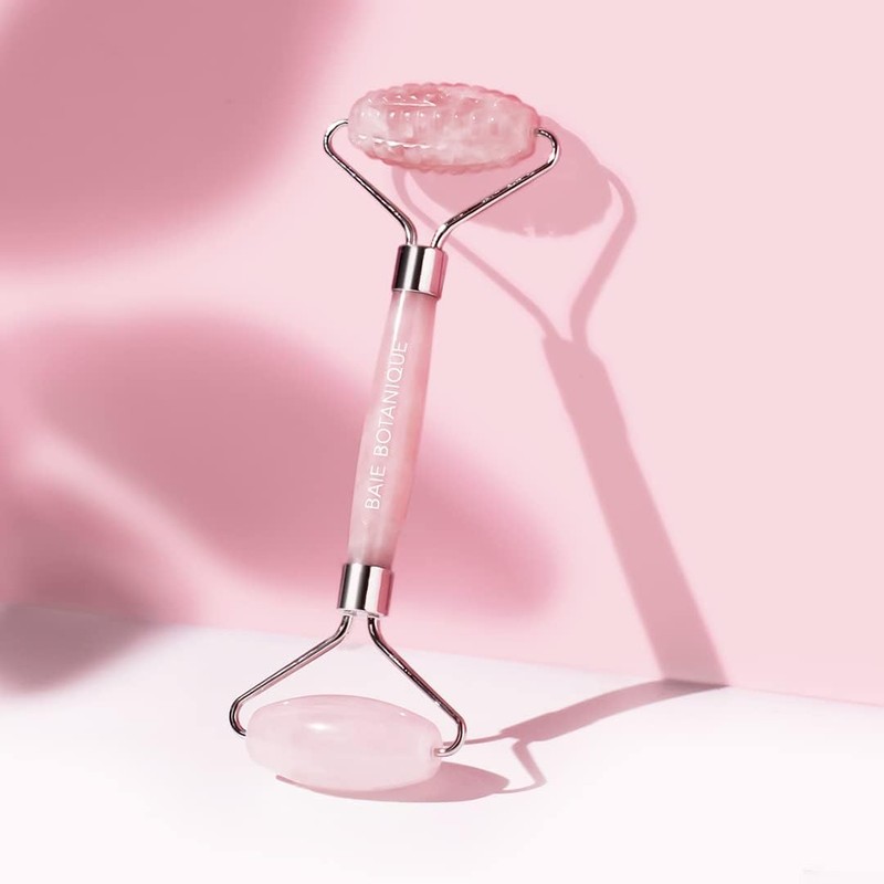 Baie Botanique Rose Quartz Dual Action Roller