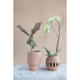Creative Co-Op Handmade Terra-cotta Planter