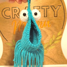 Crochet Yip Yip Mini Hanging Basket by Crafty Mama, Decorative, Decor:_Teal