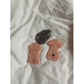 Woman Mirror / Woman Mirror