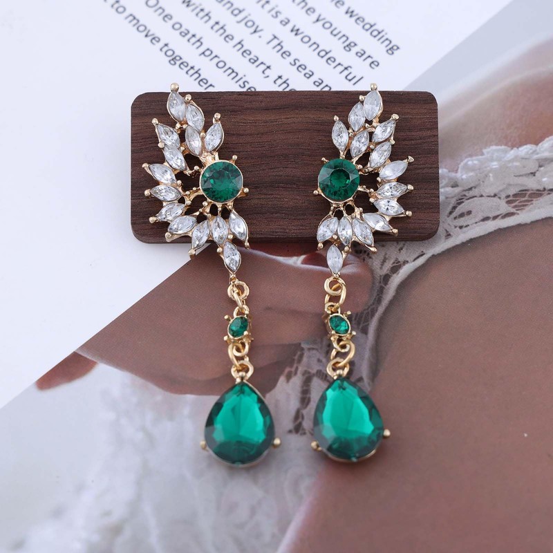 Zeshimb Teardrop Crystal Dangle Earring Rhinestone Chandelier Teardrop Earings Emerald