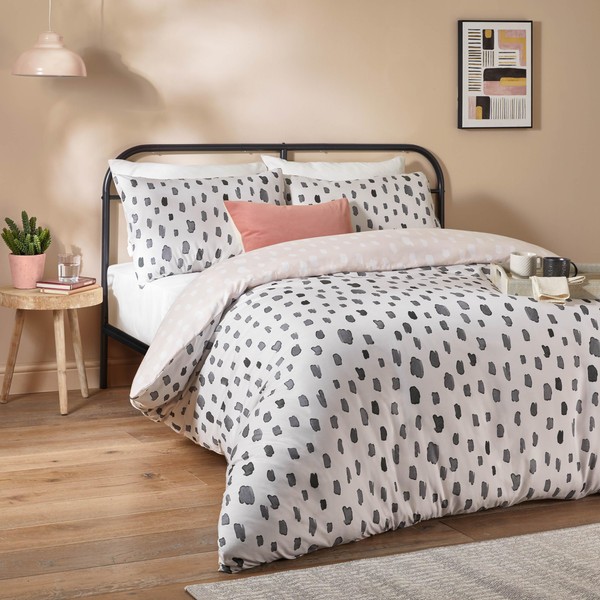 Duvet Day Robi Duvet Cover Set – Contemporary Spotted Polka
