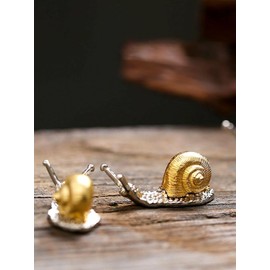 2Pcs Snail Shaped Incense Burner Stick Holder Animal Shaped Home Vintage Incense Holders