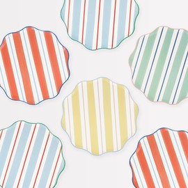 Meri Meri Preppy Stripe Dinner Plates (Pack of 8), Disposable Party Plates, Hot & Cold Food, Kids & Adults, Wavy Edge, 10.5 x 10.5 x 0.25 inches