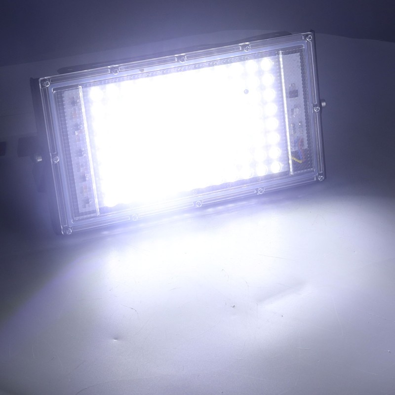 100W LED Flood Light Super Bright 10000 Luminous 120° Beam