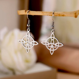 KKJOY Witches Knot Dangle Earrings Stainless Steel Celtic Triangle Knot Wiccan Symbol Pendant Earrings Magic Knot Witchcraft Amulet for Women Charming Ladies (Silver)