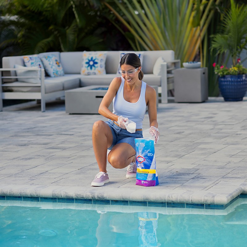 Clorox® Pool&Spa™ Swimming Pool 2-in-1 Perfect Balance, Maintains Balanced pH
