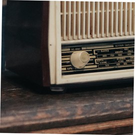 KONTONTY 10pcs Speaker Isolation Feet High-Temperature Resistant Dampers for Subwoofer and Audio Equipment Compact Round Base Mats for Turntables and Amplifiers