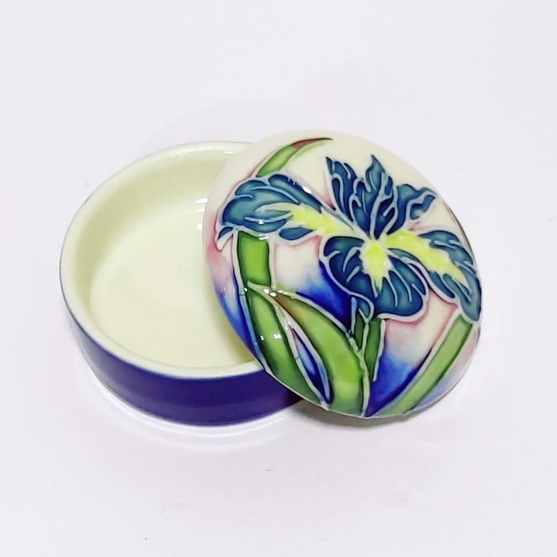Iris Design - Small Trinket Box
