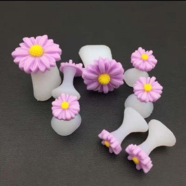 16pcs Daisy Toe Separators Silicone for Pedicure Nail Polish Gel Foot Toe Spacers Pedicures Nail Art Tools
