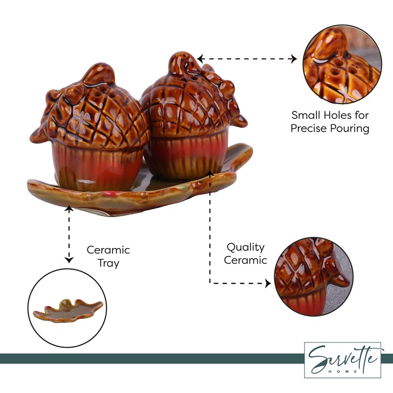 Acorn - Fall Salt and Pepper Shaker set with Leaf