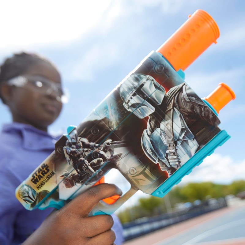 Nerf Star Wars The Mandalorian Dart Blaster, 12 Elite Darts,