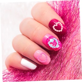 Healeved 3pcs Delicate Nail Art for Manicure Gradient Heart Design for Home Salon Use Easy to Apply Nail Decorations