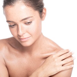 numis med Shower Gel with 5% Urea - Skin Soothing Shower Gel for Extremely Dry, Itch-Tone Skin - Vegan Skin Care without Silicones, Parabens & Mineral Oil - Shower Gel Pack of 3 (3 x 200 ml)