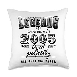 Lustige Geburtstagssprüche zum 18. Geburtstag Vintage 2005 Funny 18 Year Old Saying 18th Birthday Throw Pillow, 18x18, Multicolor
