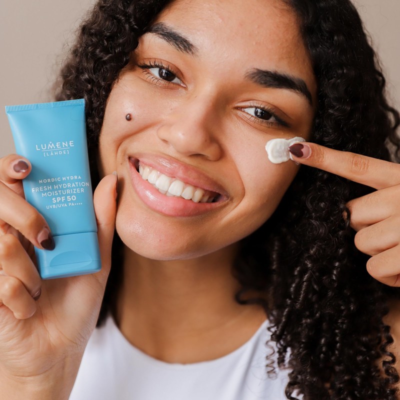 LUMENE Nordic Hydra [LÄHDE] Light Moisturising Cream with SPF50 and
