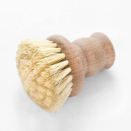 Chinchilla® Cup Brush Made of Beech Wood & Natural Fibre Bristles | Washing Up Brush Made in Germany | Easy Cleaning of Dishes, Pots, Pans & Vegetables | Scratch-Free, Heat-Resistant, Durable & Vegan