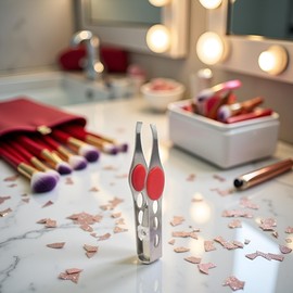 Silver Tweezer With LED Light For Hair Removal Makeup Tool Eyebrow Eyelash for Women Facial Hair, Lash Trimmer,Hair Tweezers,Ingrown For Tweezer,Tweeze,Women's Hair Removal Tweezers