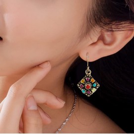 TseenYi Rhinestone Square Drop Earring Boho Colorful Crystal Drop Earrings Vintage Colorful Rhinestone Earrings Old Gold Square Dangle Beach Wedding Jewelry for Women and Girls, Alloy Steel