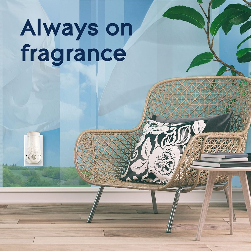 Glade PlugIns Air Freshener Starter Kit, Scented and Essential Oils