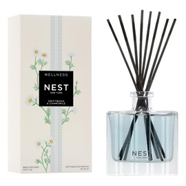 NEST New York Reed Diffuser, Driftwood & Chamomile - 5.9 fl oz - Fragrance for Up to 90 Days - Reusable, Refillable Glass Holder - Includes 8 All-Natural Reed Sticks - Flame Free