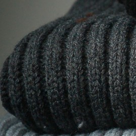 Neotrims Chunky Fat Rib, Stretch Knit Rib Trimming Fabric for Garments, Cuffs, Waistbands and Welts. Our Chunkiest Ribbing Jersey Material for Apparel. Resilient Soft Natural Feel, 2x1 Ribbed Surface. Available in 9 colours: Black, Charcoal, Silver, Crea