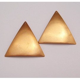 BeadsTreasure Raw Brass Stamping Geometrical Dapped Triangle Pendant 1 Hole Jewelry Findings (4).