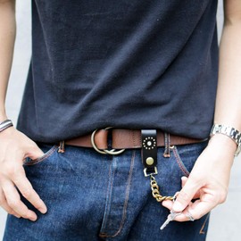 The 582 582 582 Leather Belt Loop, Brass, Curved, Chain, Key Chain, Brass, Key Ring, Key Hook, Men's, Women's, Leather, Genuine Leather, Black