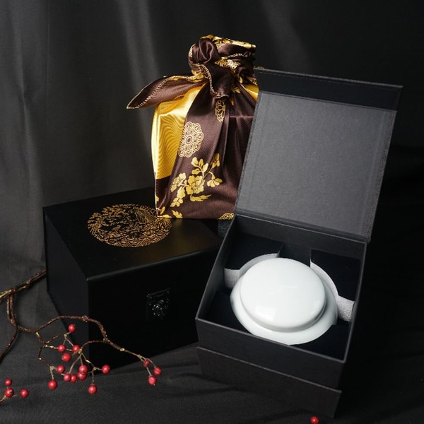 Domestic natural acacia honey 1 2kg ceramic set luxury box, Cheonmok Cheonmok_Cheong Bojagi Cheong Bojagi / 국내 산 자연 아카시아꿀 1 2kg 도자기세트 고급박스, 천목천목_청 보자기청 보자기