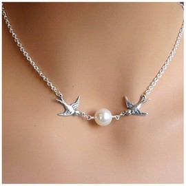 Allereya Dove of Peace Necklace, Double Swallows Necklace, Single Pearl Pendant Necklace, Silver Flying Bird, Vintage Necklace, Jewelry Chain for Women and Girls
