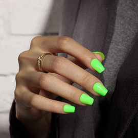 KQueenest Bright Green Press On Nails Short - Summer Press On Nails Coffin, Sheer Grass Green Medium Fake Nails with Glue, Glossy Opaque, Ballerina Reusable Soft Gel Glue on Nails for Women, 30 Pcs