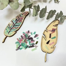 DIY Mosaic Feather Art Kit, Wooden Base with Colorful Glass Tiles, Craft Project Set (Red Green)