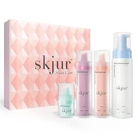 e.l.f. SKIN Jet Set Hydration Kit, Travel-Friendly Moisturising Care Set, Facial Cleanser, Nourishing Balm, Moisturiser, Eye Cream & Night Cream, Vegan & Cruelty Free