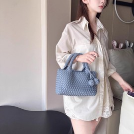 OUYGZOU Woven Tote Bag for Women with Coin Purse, Foldable Chain Small Crossbody Handbags, Fashion Shoulder Bag, Hobo Satchel, Baby Blue