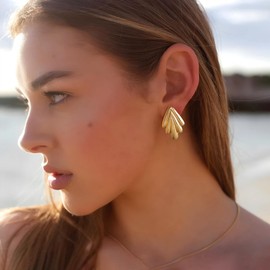 MUYAN Gold Ribbed Vintage Stud Earrings for Women Trendy Textured Geometric Drop Stud Earrings Fashion Jewelry